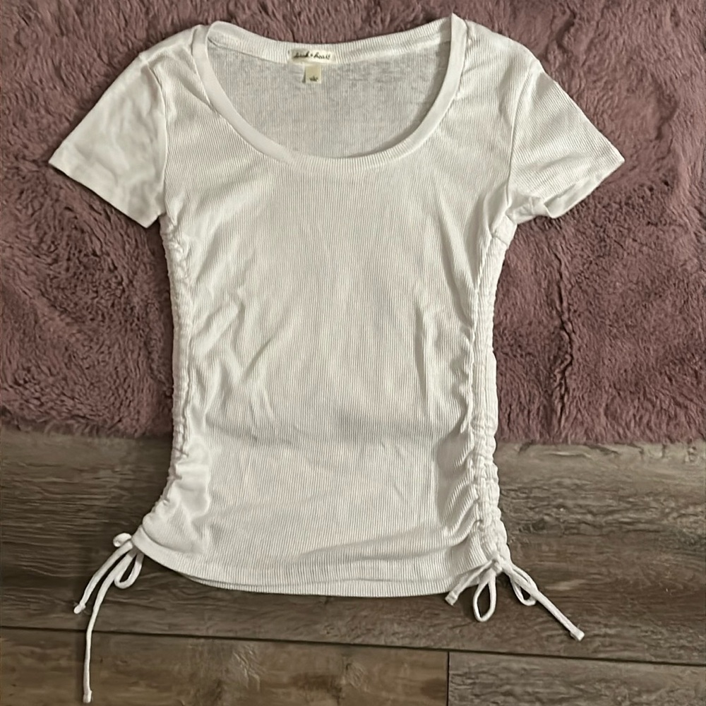 White rutched top with ties on the side and scoop neck